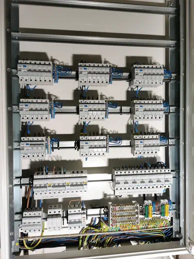 Instalacja elektryczna - BWR Ergon Poznań