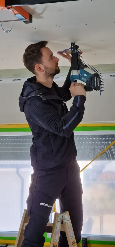 Sucha zabudowa z plyt karton-gips - BWR Ergon Poznań